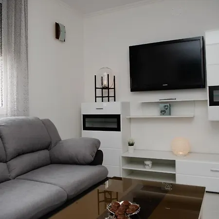 Apartman Lubussa Διαμέρισμα *
